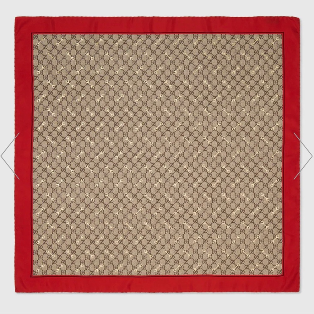 ✅Gucci GG Print with Horsebit Silk Carré